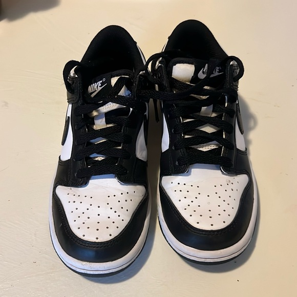 Nike Panda Dunk Size 4Y - Picture 1 of 4
